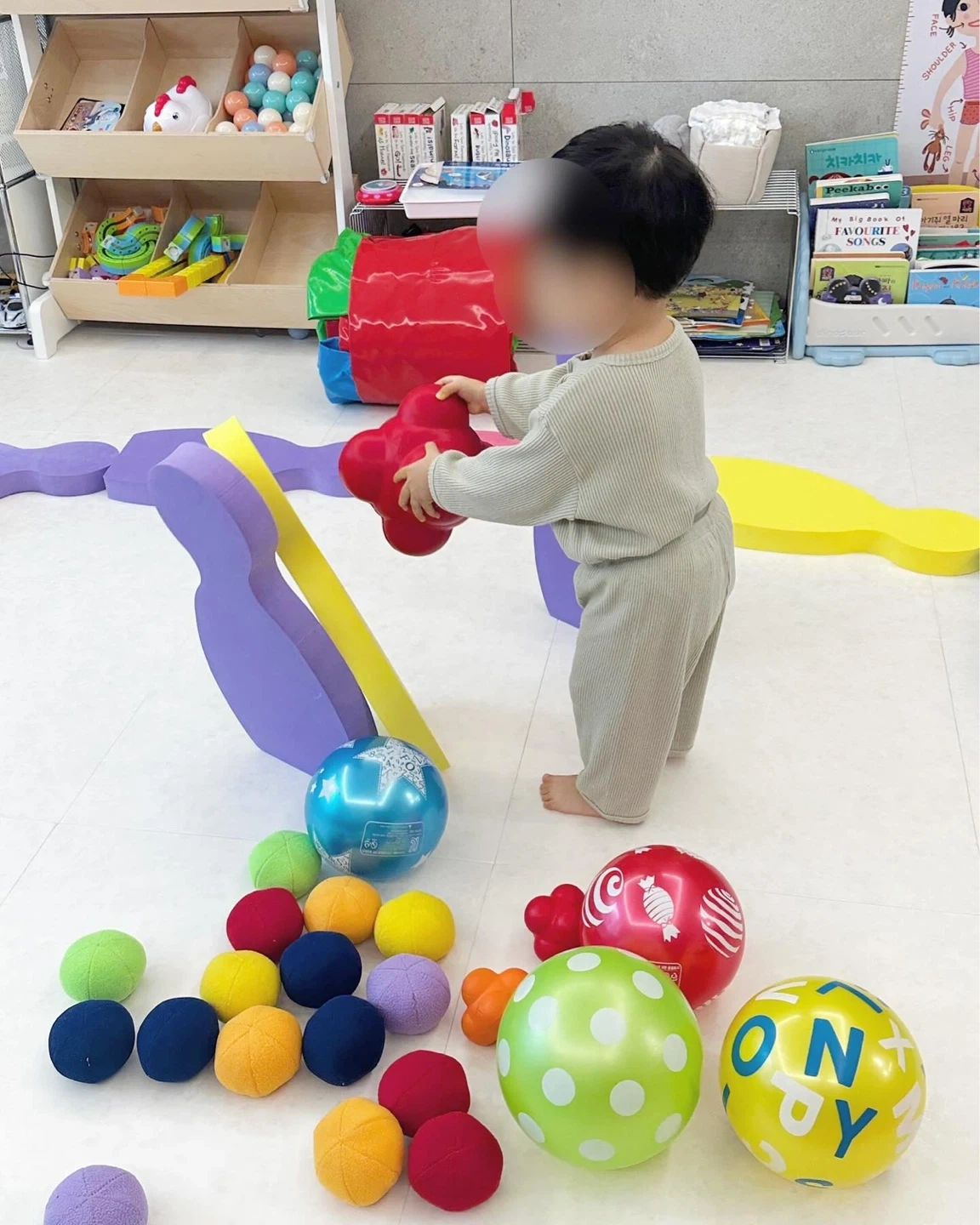 아이들 견학 보조교사