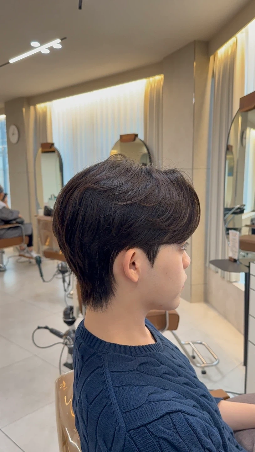 리프컷 헤어모델