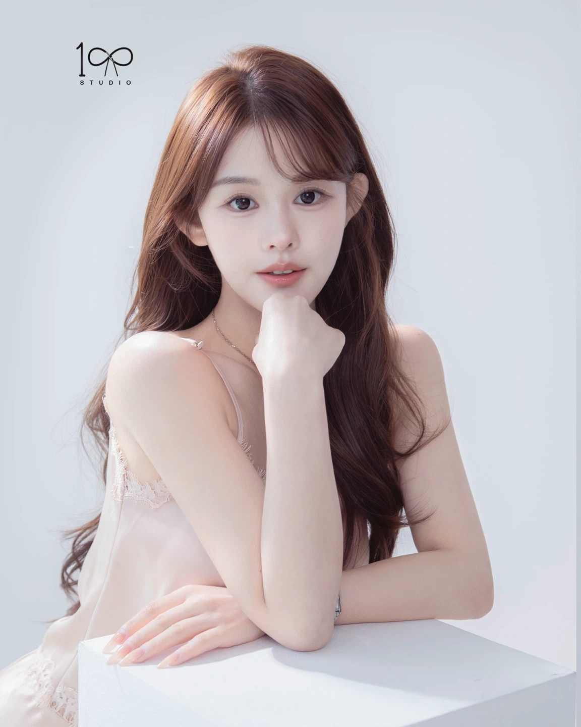 청담 백샵 미용경력 1년 반 이상 헤어스페어 ( 2명)