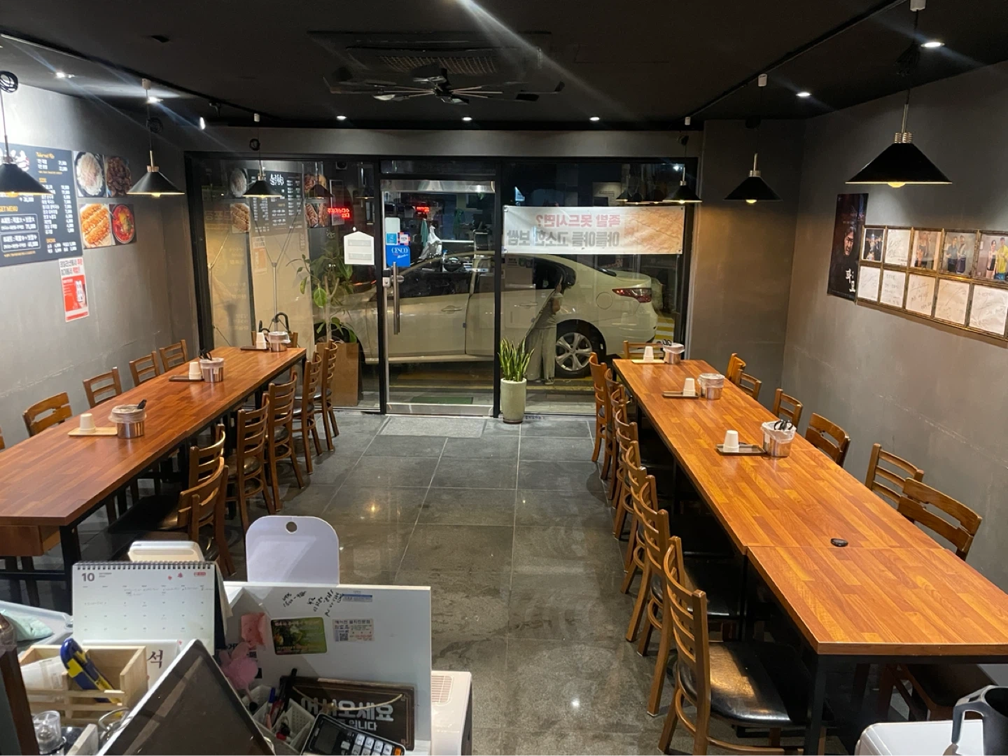 내일(금요일) 홀서빙 아르바이트(알바) 구해요
