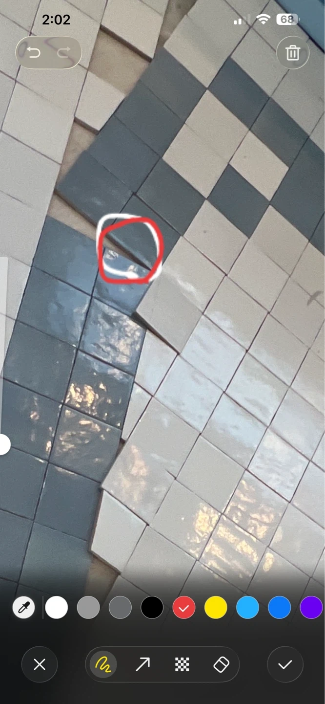타일 한장 잘라주실 분