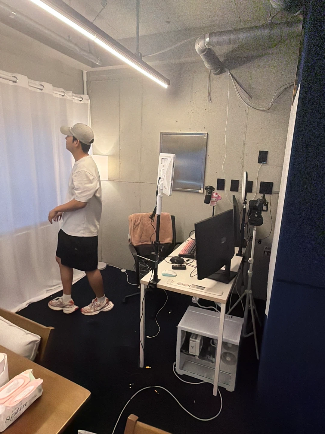 컴퓨터 장비+책상 의자 조명 등 옮겨주실 용달 구해요