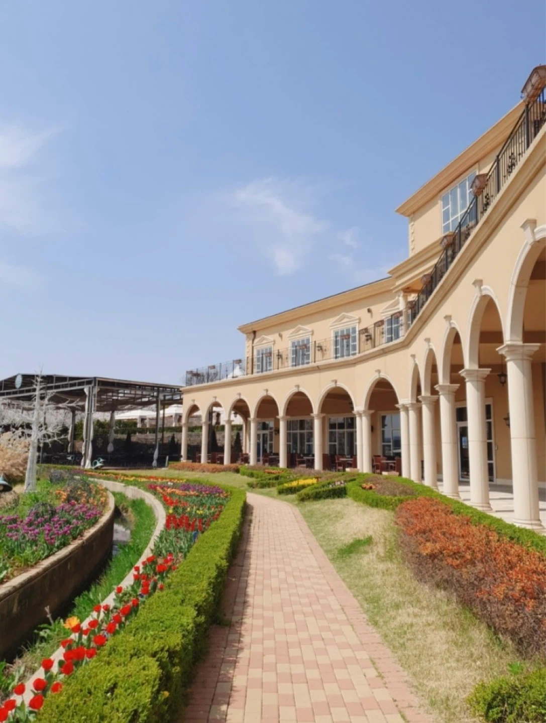 테마파크 퍼스트가든 레스토랑 홀파트