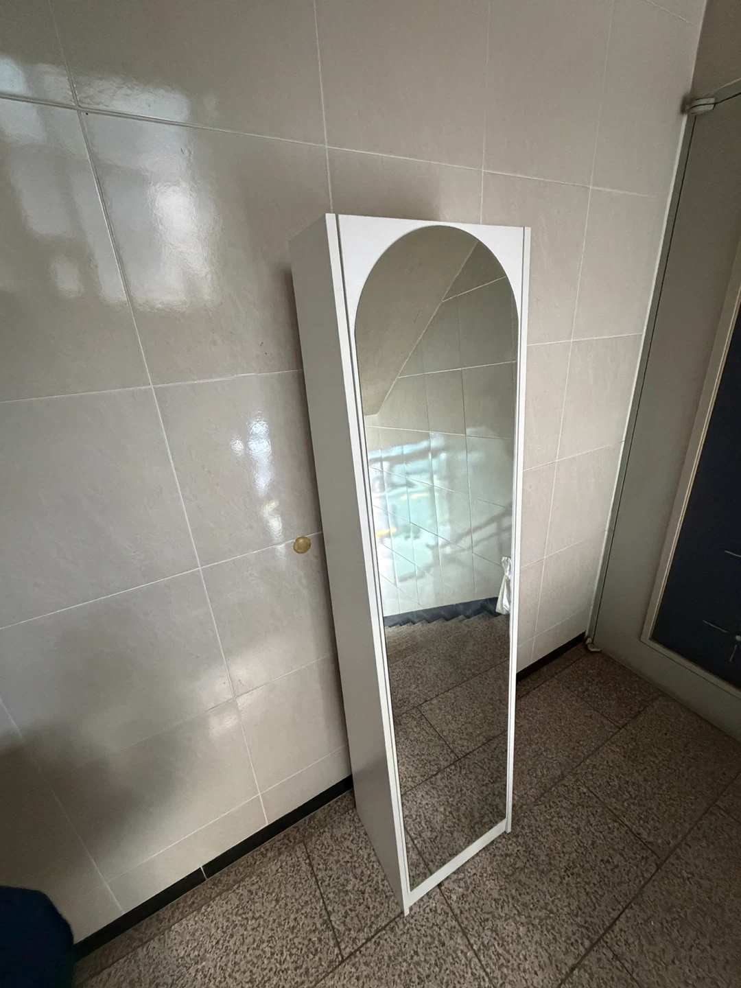 거울장옮겨주실분
