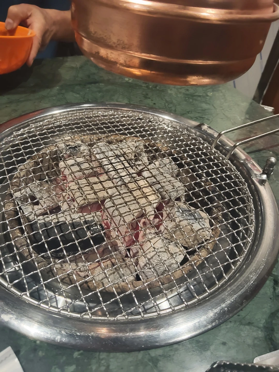 홀써빙 주방 추석 날 과 전후사람구합니다
