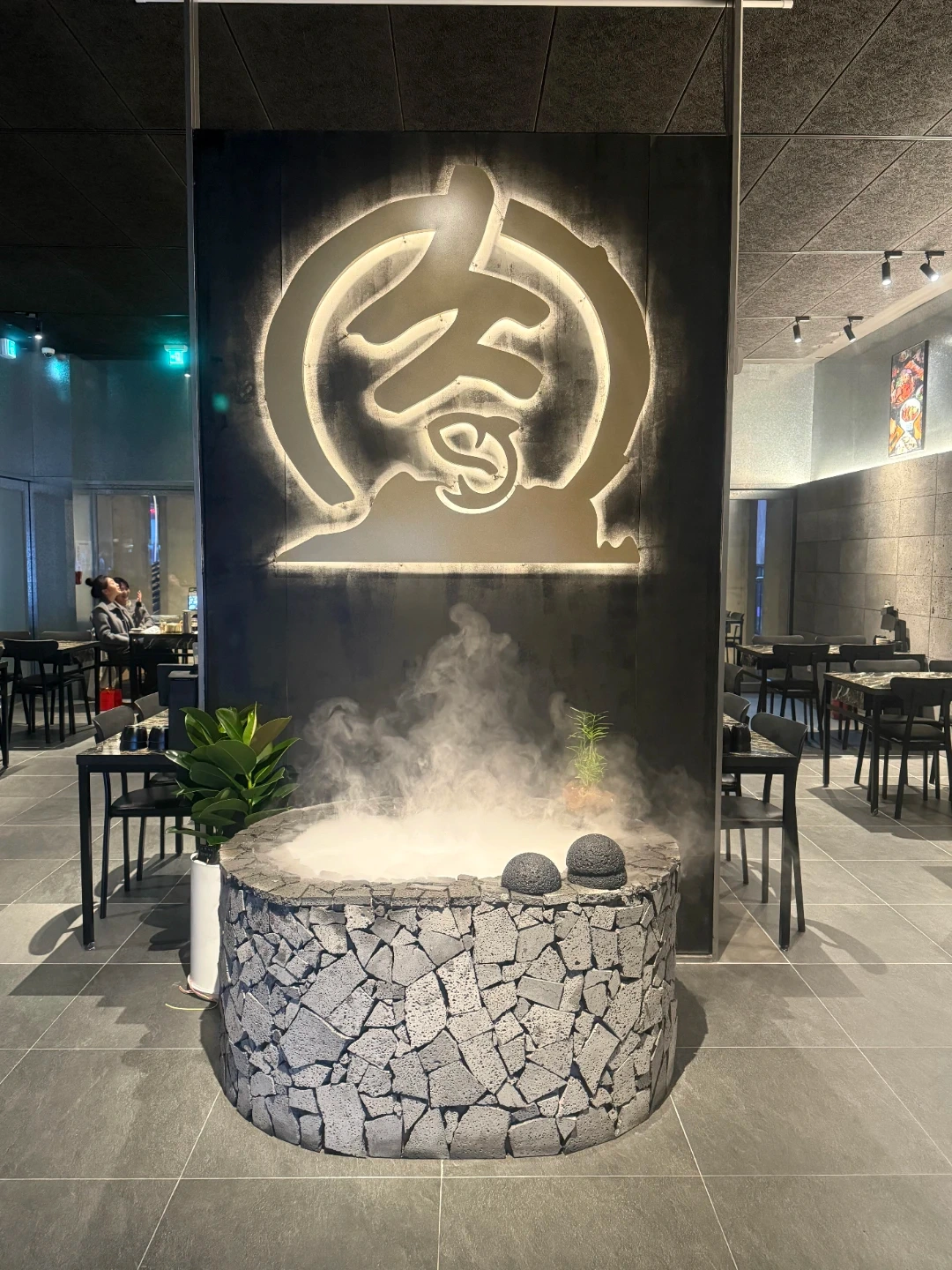 (1일)탐라육해 수원역점에서 홀서빙1,설거지1명 구인합