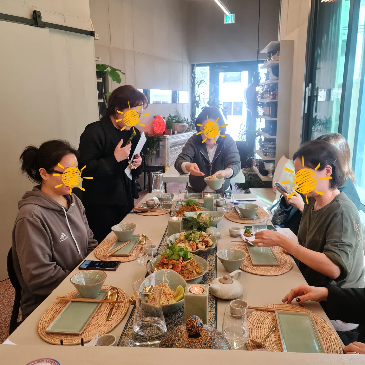 쿠킹클라스 도우미 필요합니다.