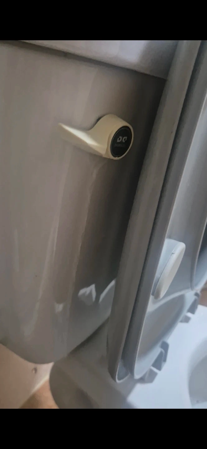 변기 물 새는데 잡아주실분