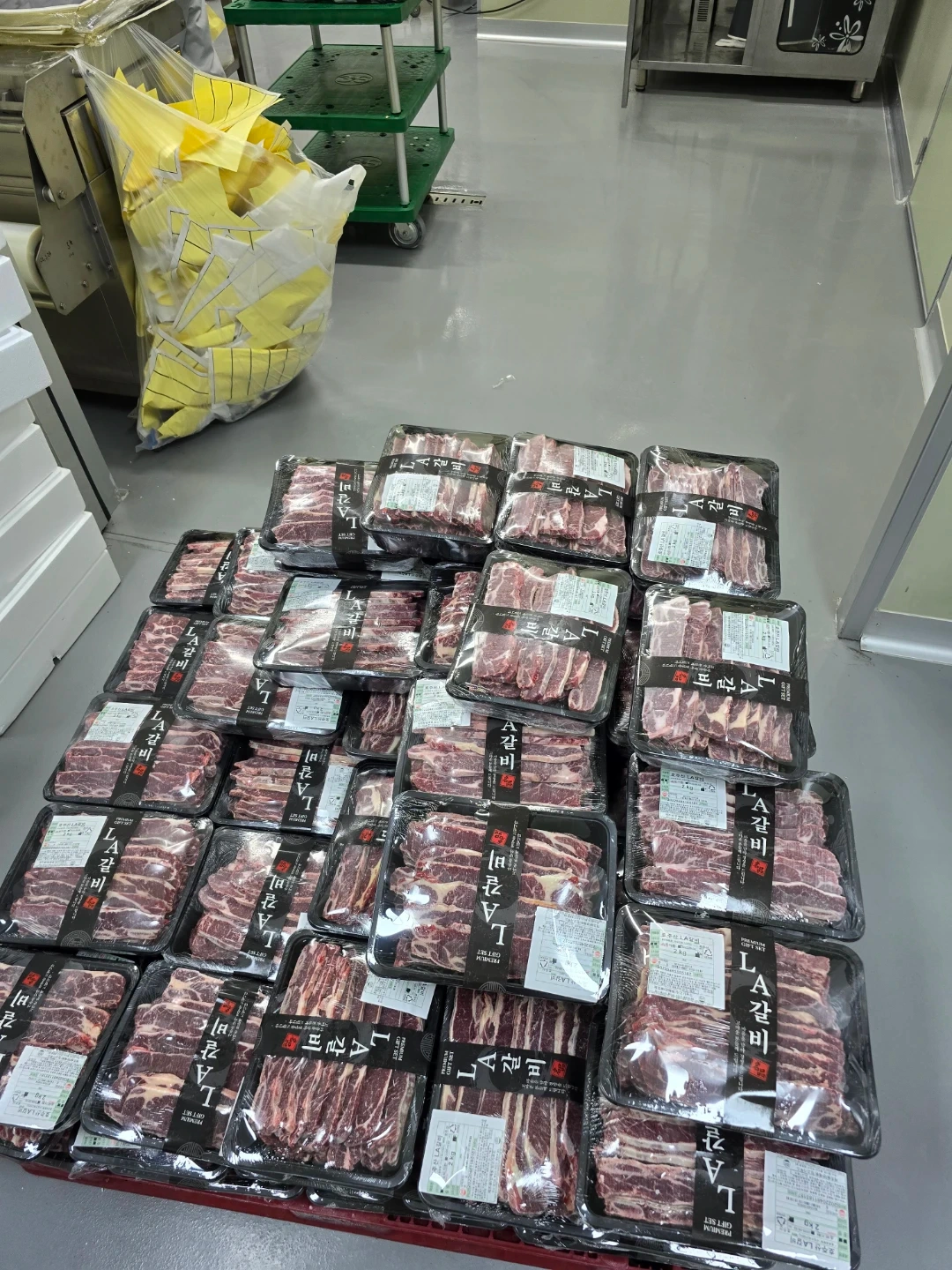 추석 선물세트 단순 택배 및 보조 알바 구합니다