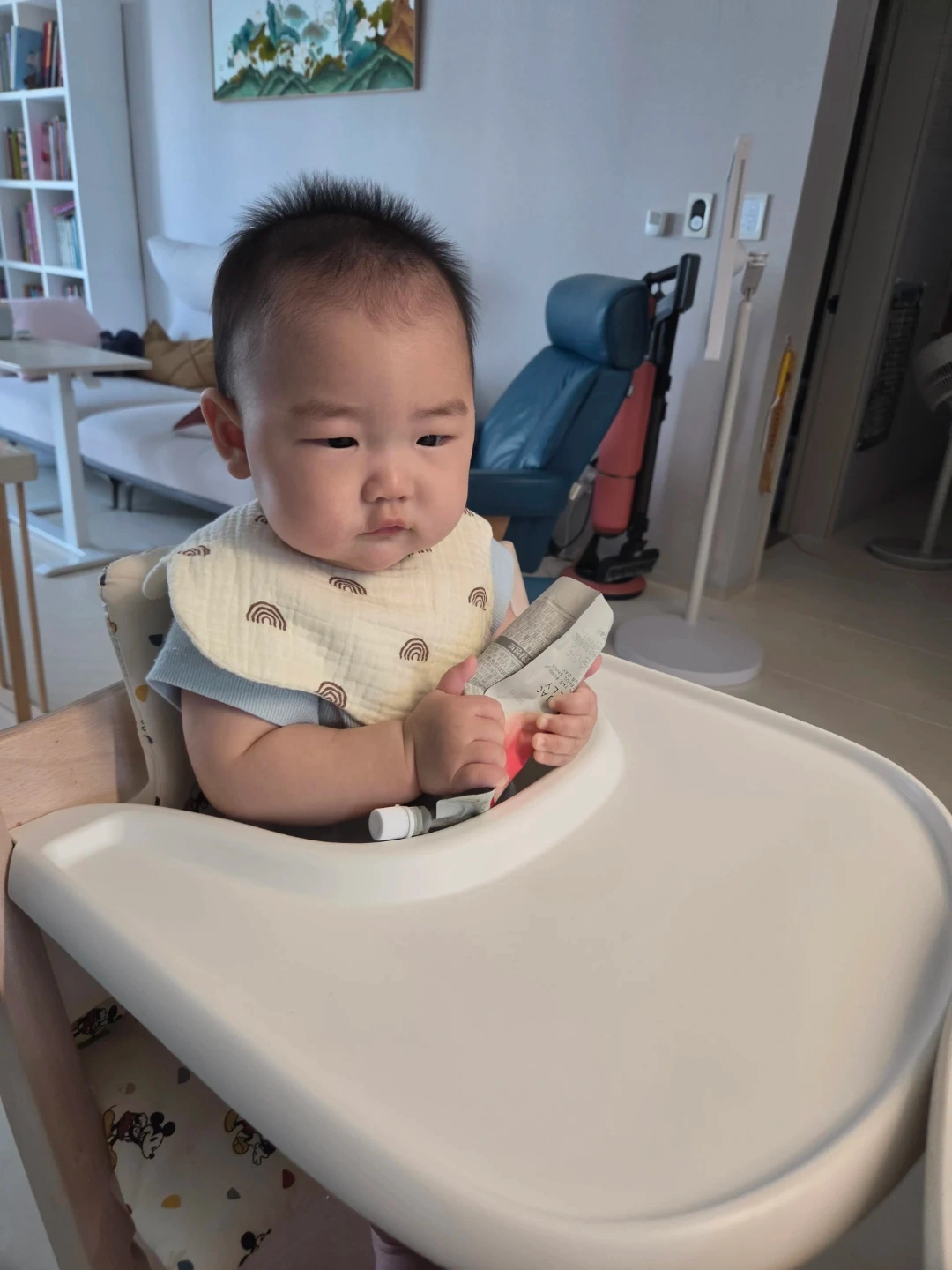 8~9개월 아기 돌봐주실 선생님 모십니다