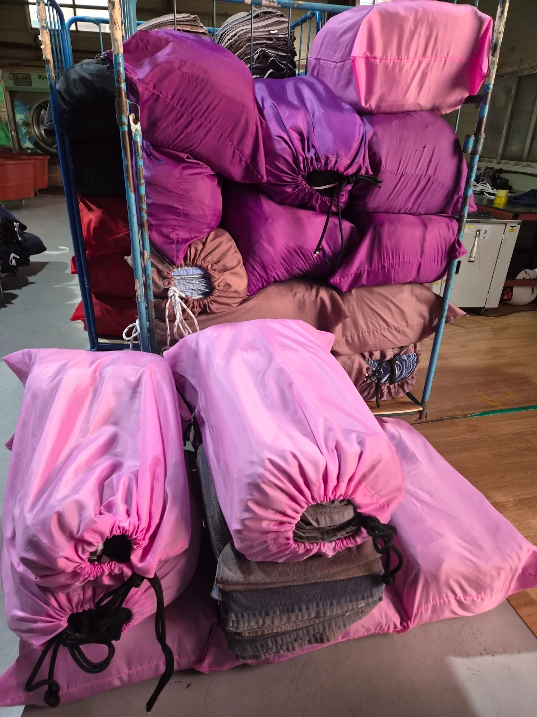 세탁물 배송하실분 구합니다