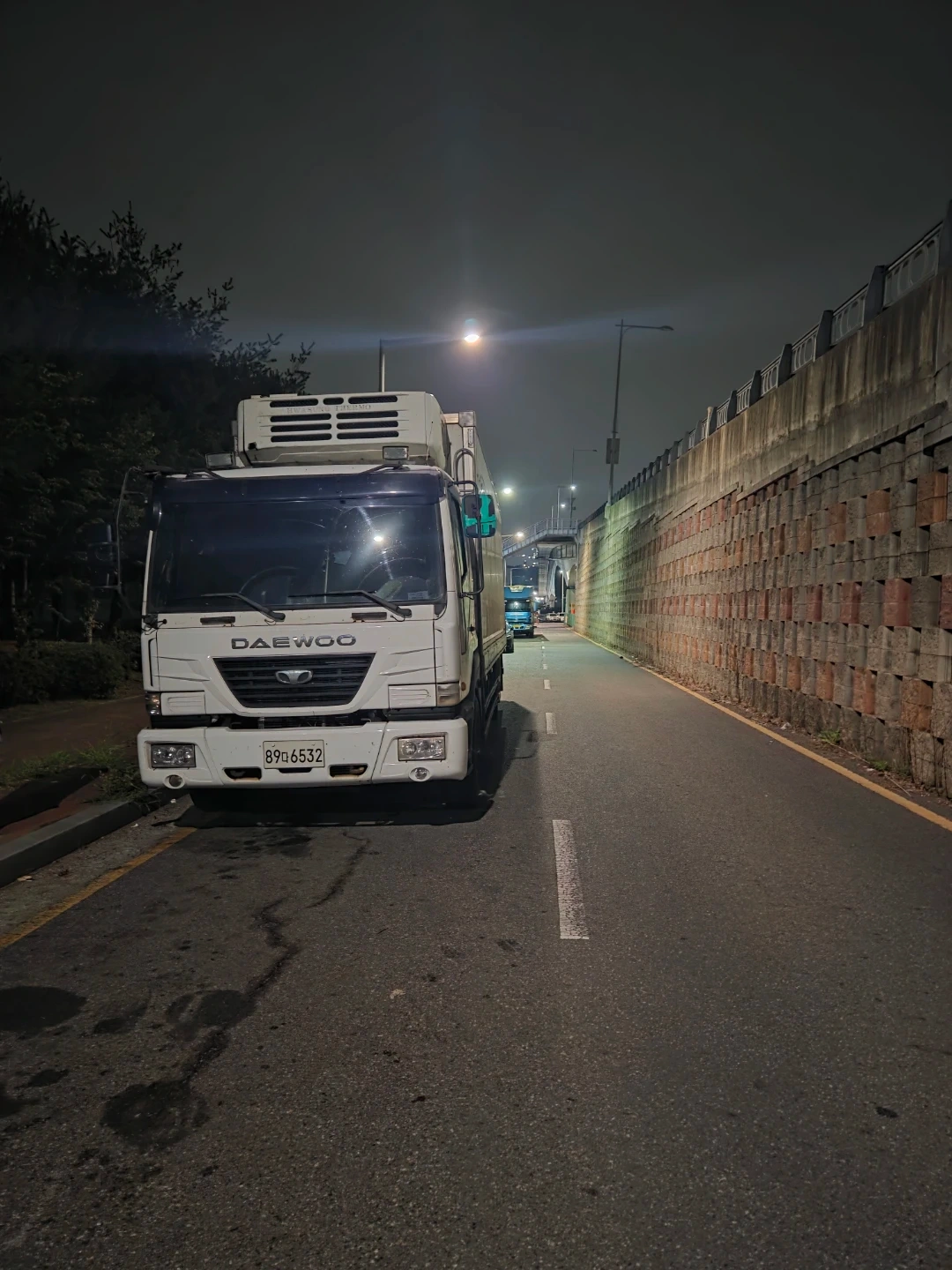 5톤 냉동차 기사(직원)모집합니다