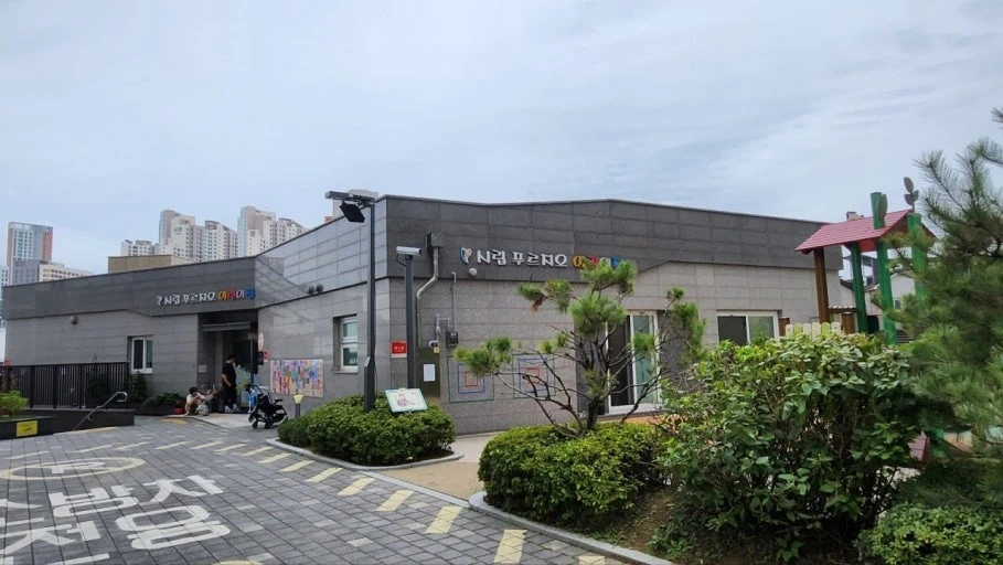 10월14일 근무해주실 조리사님 구인합니다.