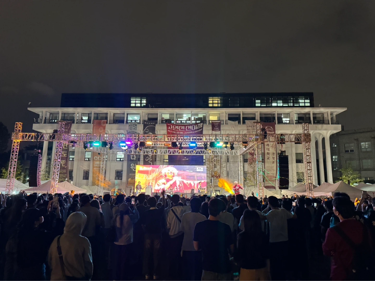 파주 임진각 주차장 트러스 해체 보조 구합니다