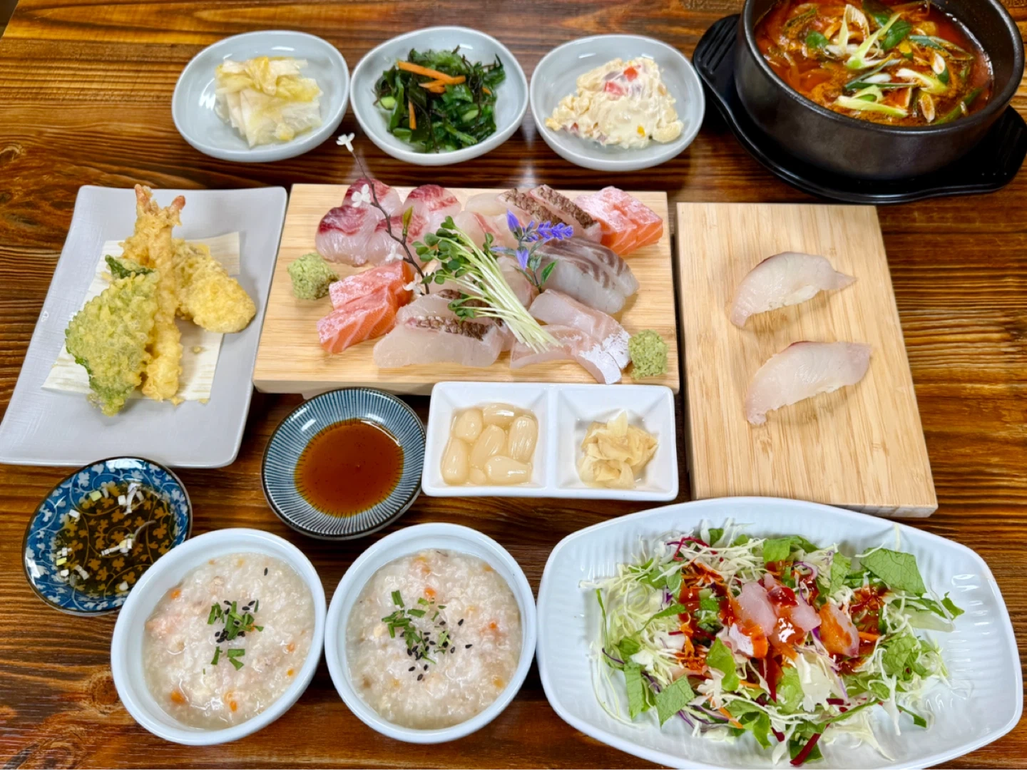불광역 1분 점심 홀서빙 알바 모집 (11시~14시)
