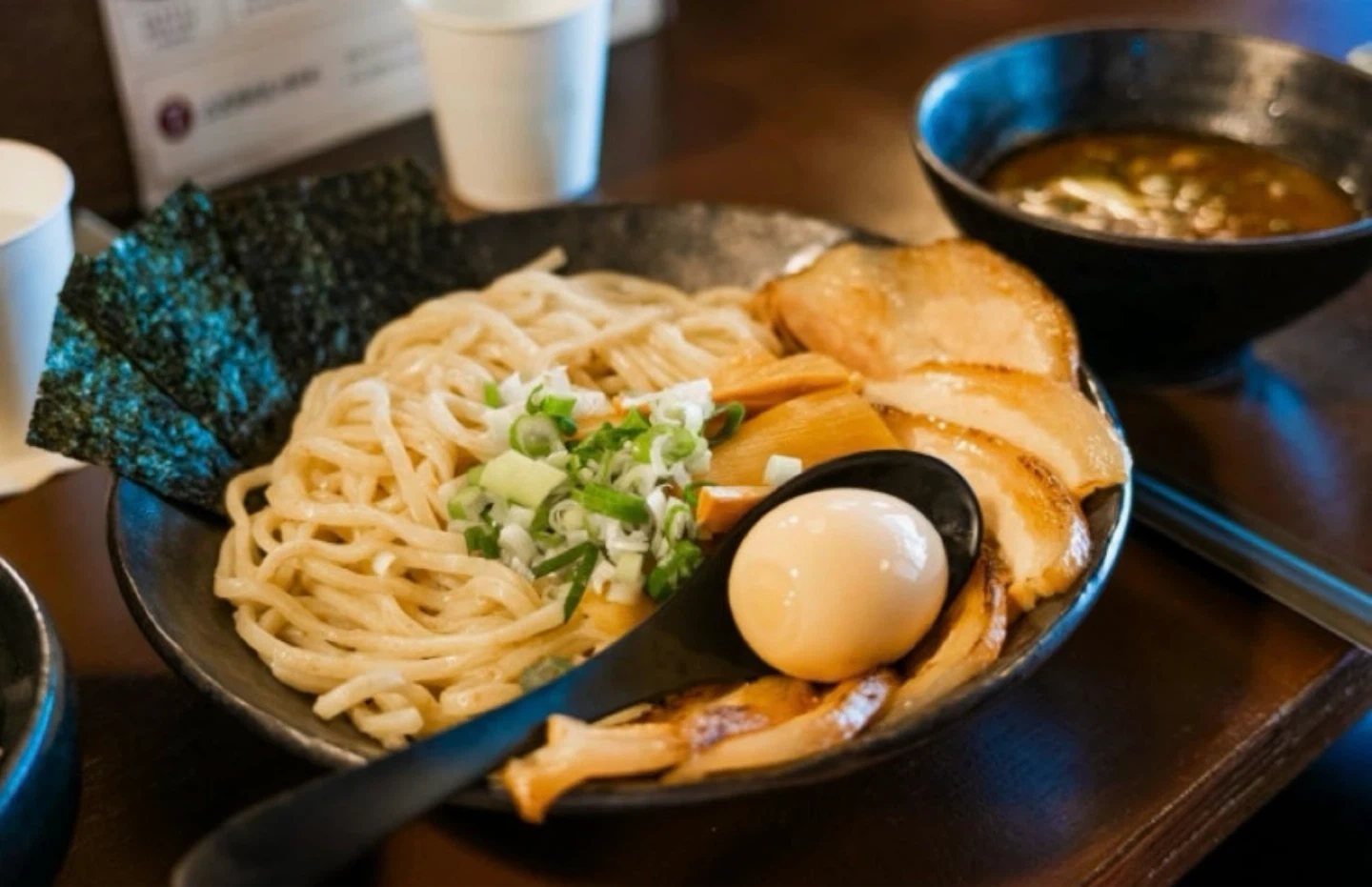 류가츠케멘 주말 낮 아르바아트생 구함(외국인도환영)