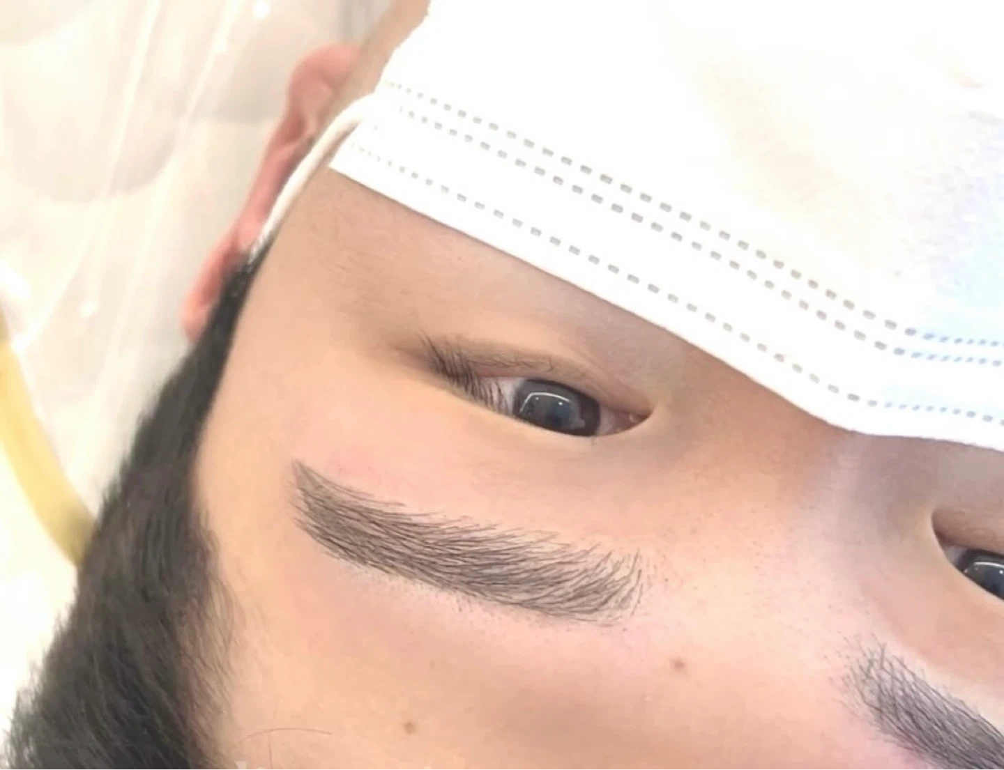 눈썹반영구 남자 모델 구해요