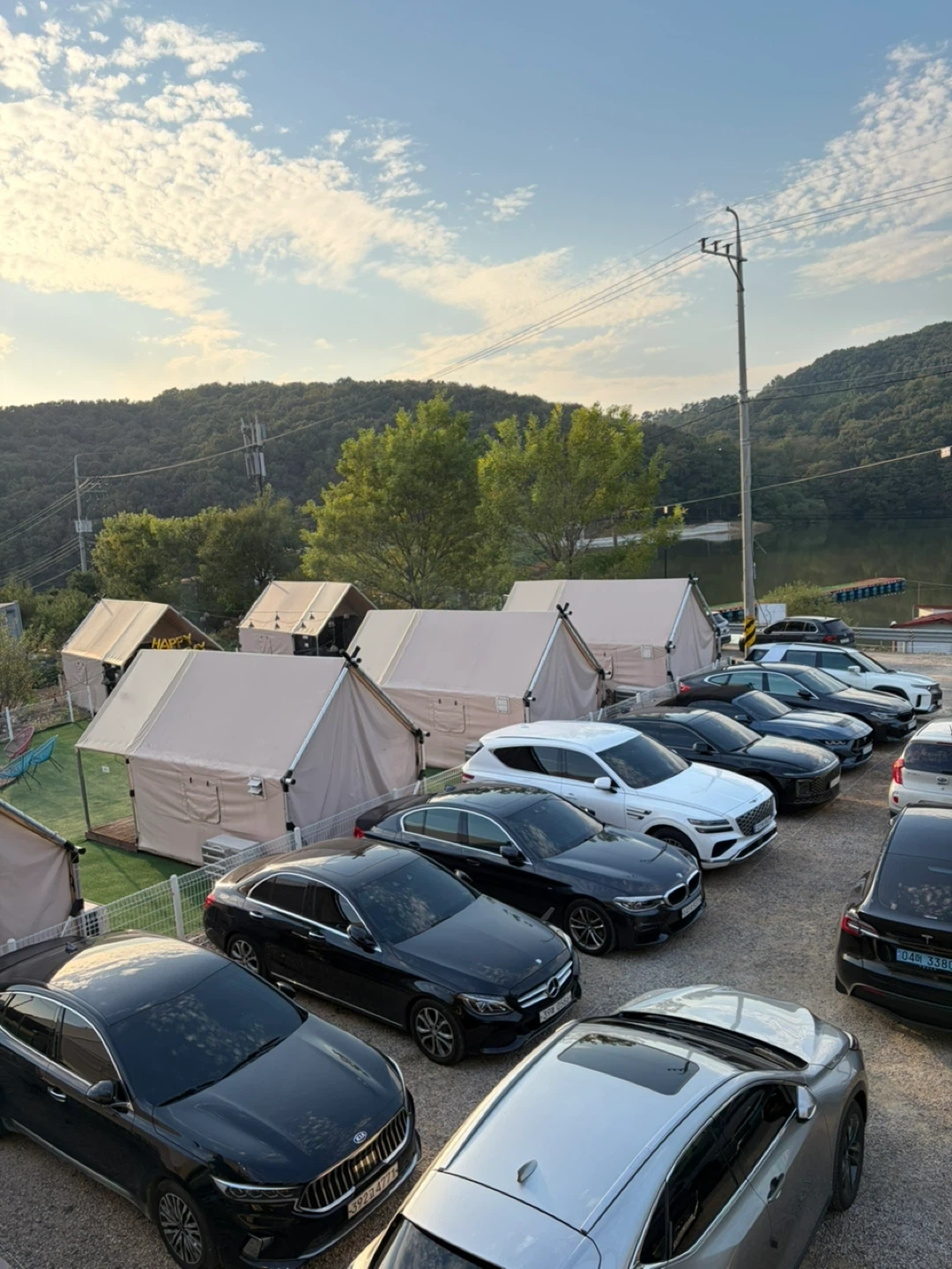 주6일(월 휴무) 11월 한달 풀타임 단기 근무자 모집
