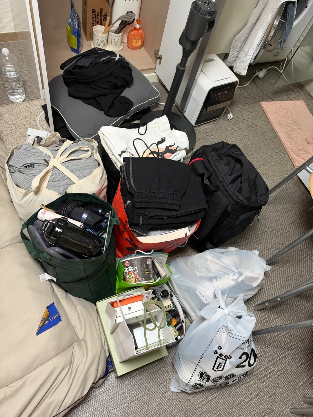 원룸 이사 박스 12개정도