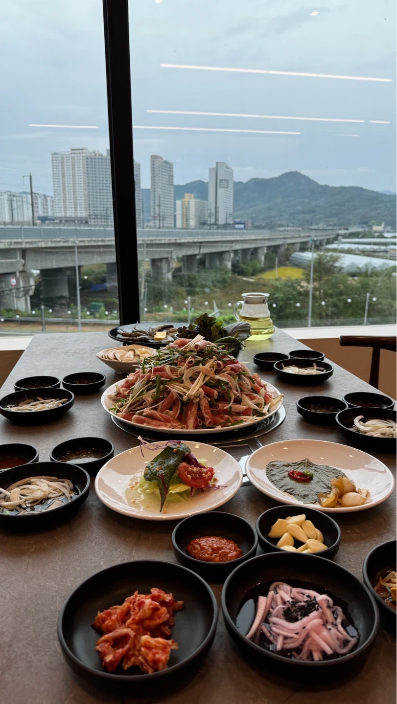 무학산오리 주말홀서빙 모집합니다
