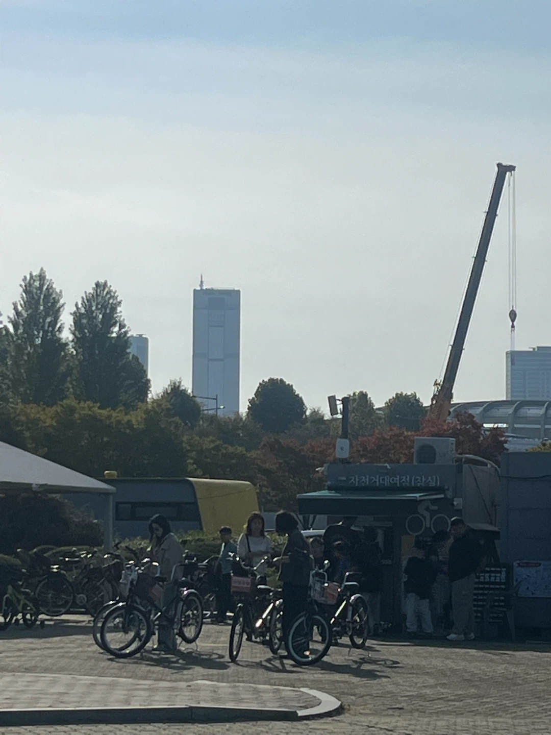 잠실 한강공원 2인 자전거 태워주실분 (2명)
