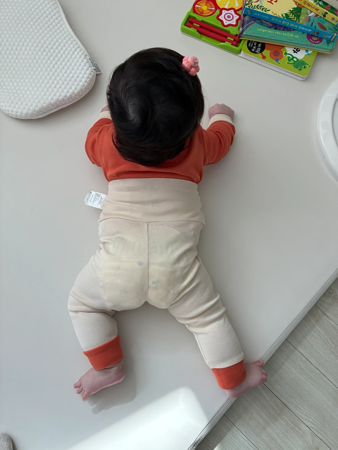 6개월 여아 베이비시터구합니다.
