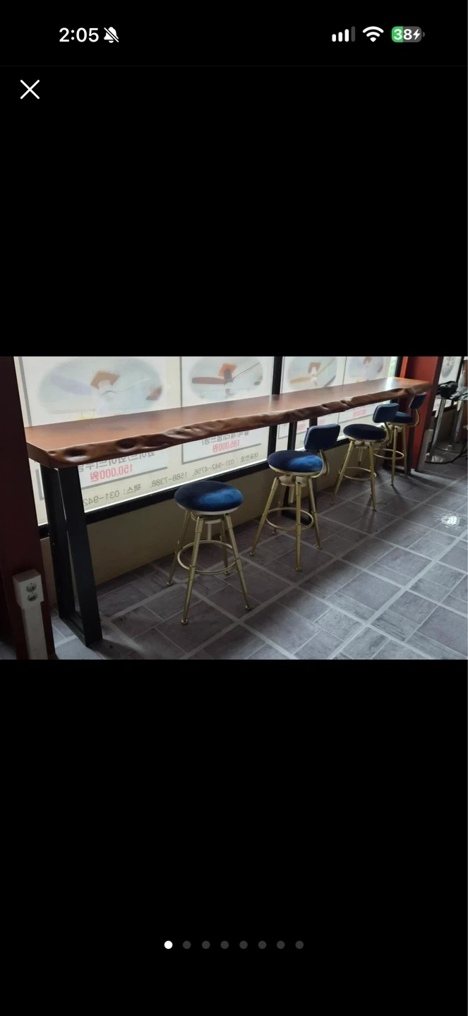 통 바 테이블 380cm 짜리 두개와 의자 8개 이동