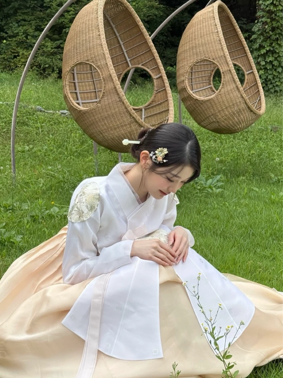 한복사진 찍어주실 분 (1시간 전후)