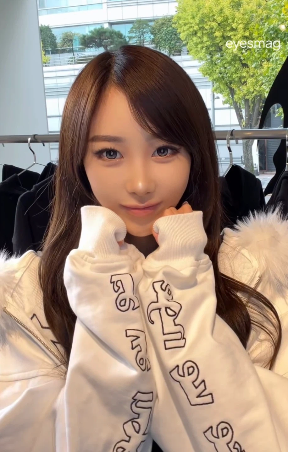 지젤 용산 팝업 사진 + 동영상 찍은 거 보내주실 분