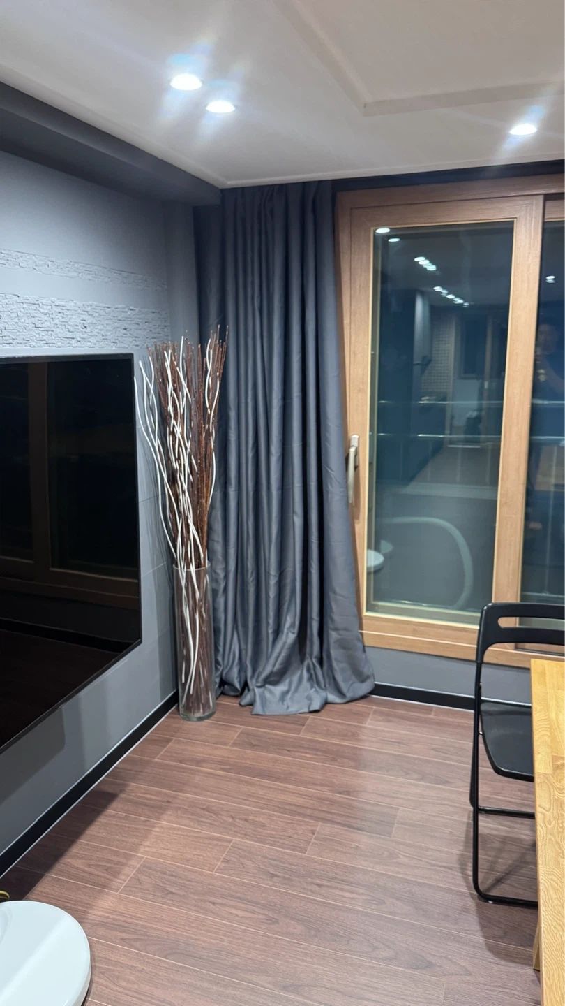커튼 길이 줄여주실분...?