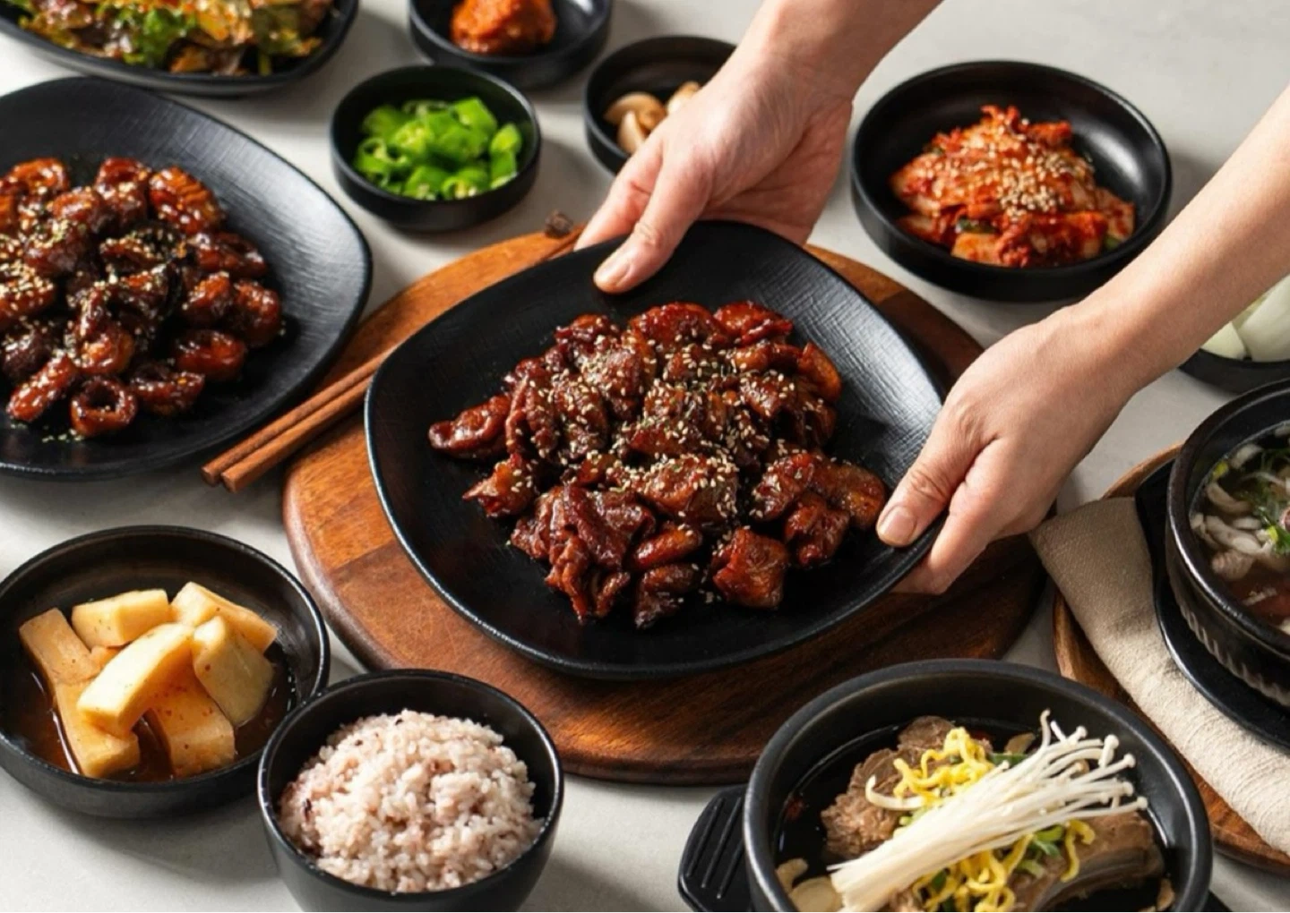 음식포장일 도와주실분 한분 구합니다 !