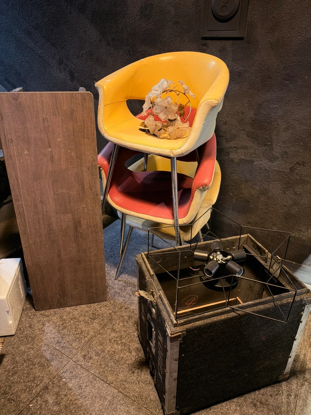 폐기물 처리해주실분 계실까요?