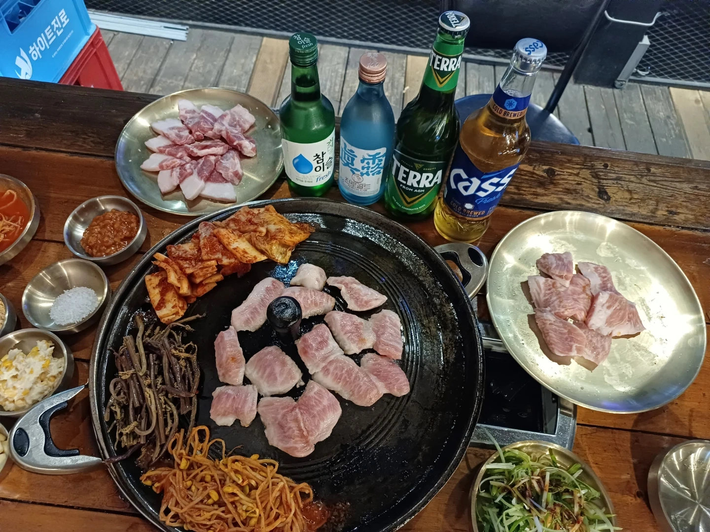 급!23-25(금-일) 홀써빙입니다/알바비 당일지