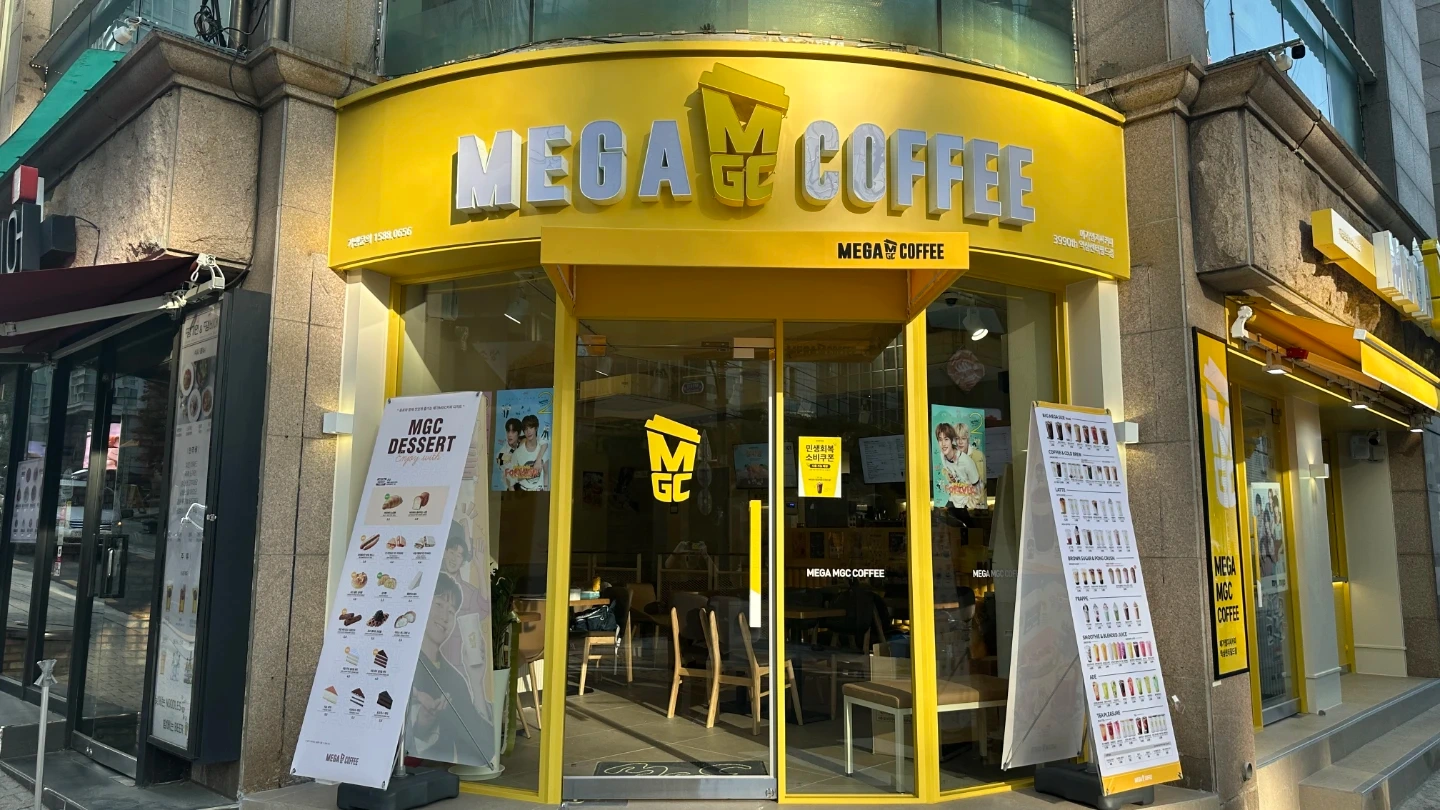 메가커피 역삼센터필드점 오전~미들 파트 구합니다