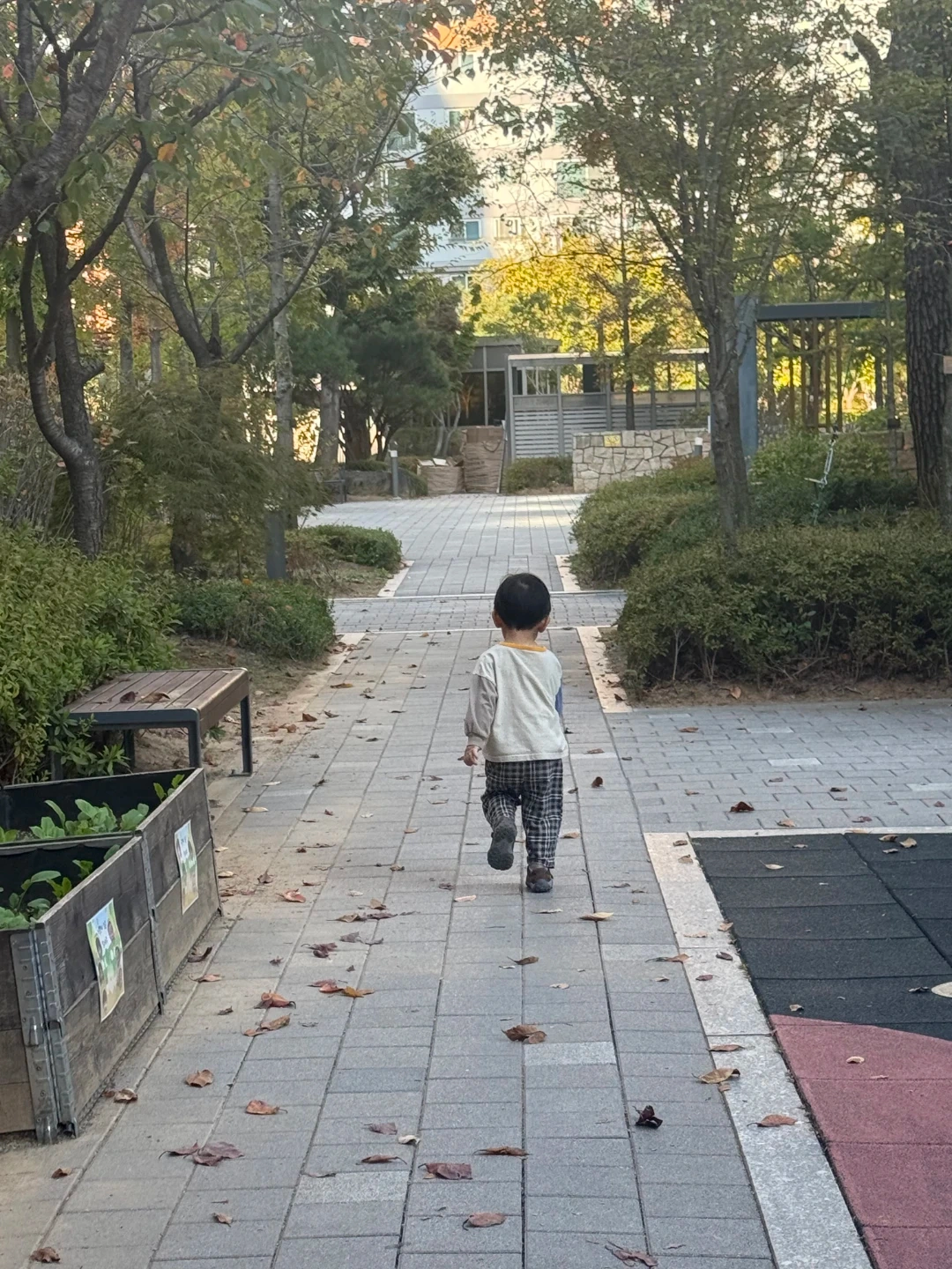 27개월 남자아이 단기 하원돌봄도우미 구합니다
