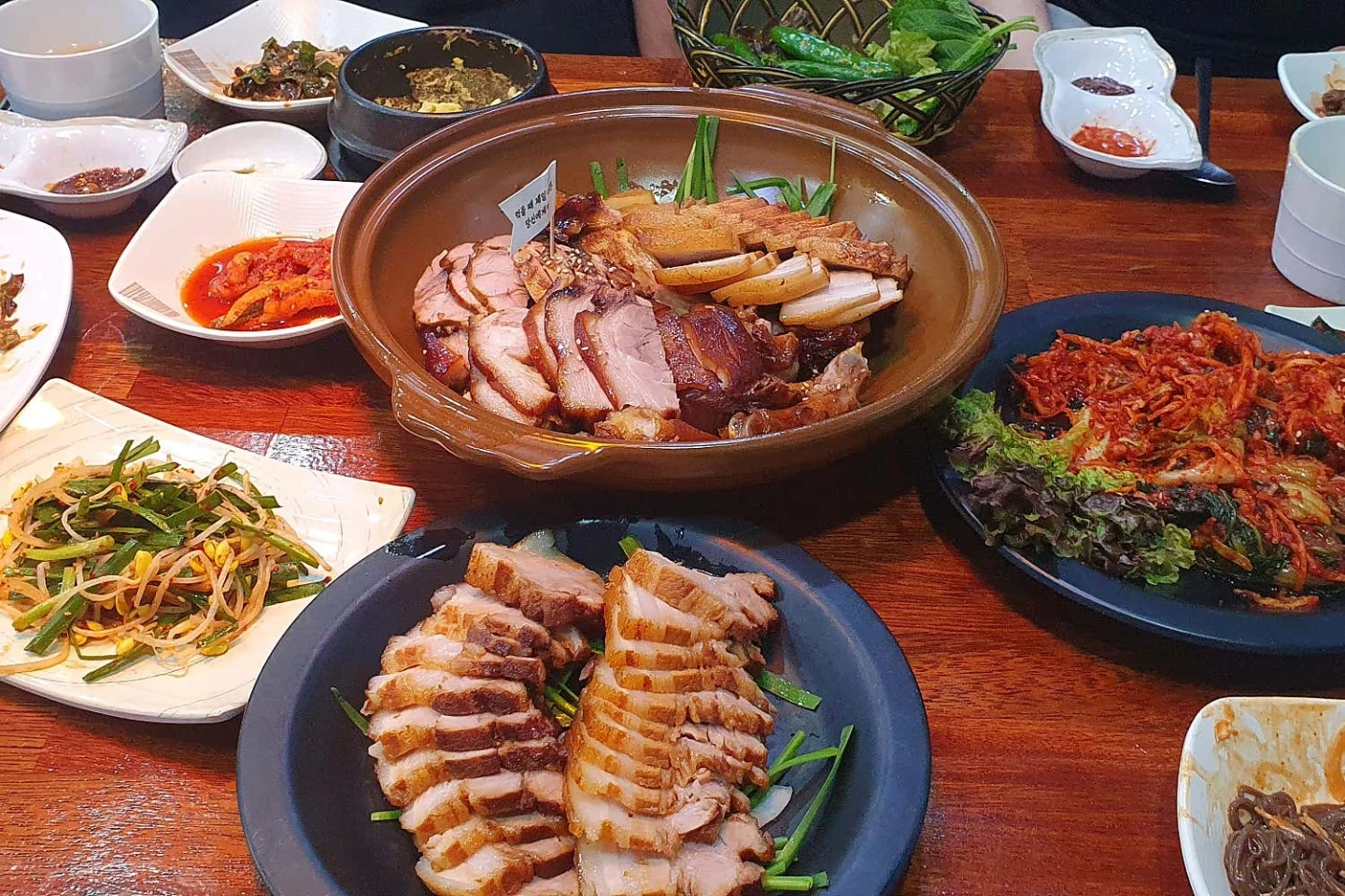 족발집 주방보조 구합니다