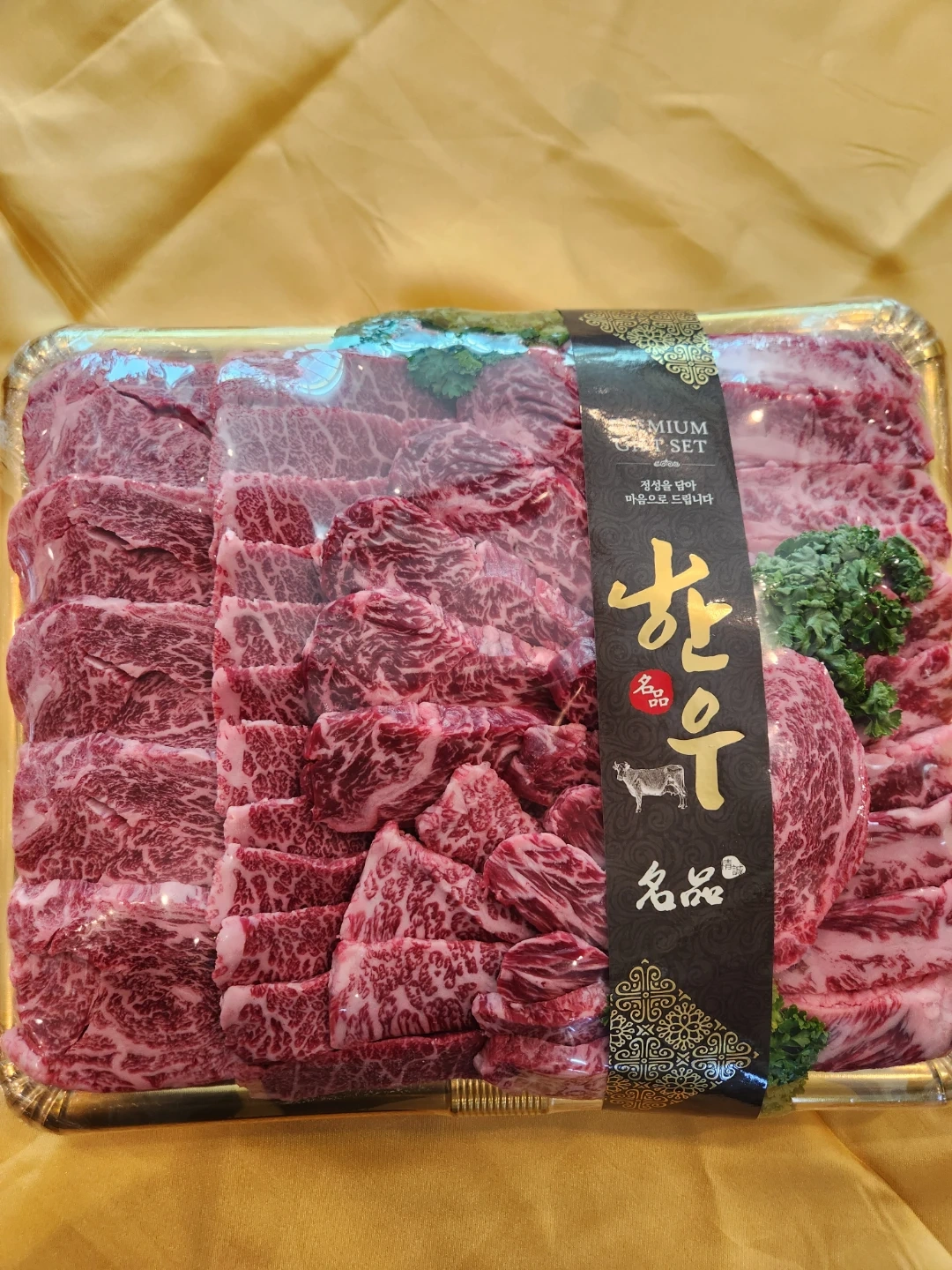 홀서빙 정직원 구인합니다.