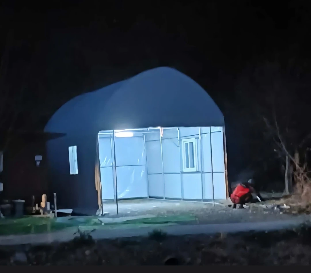 비닐하우스 설치 가능하신분
