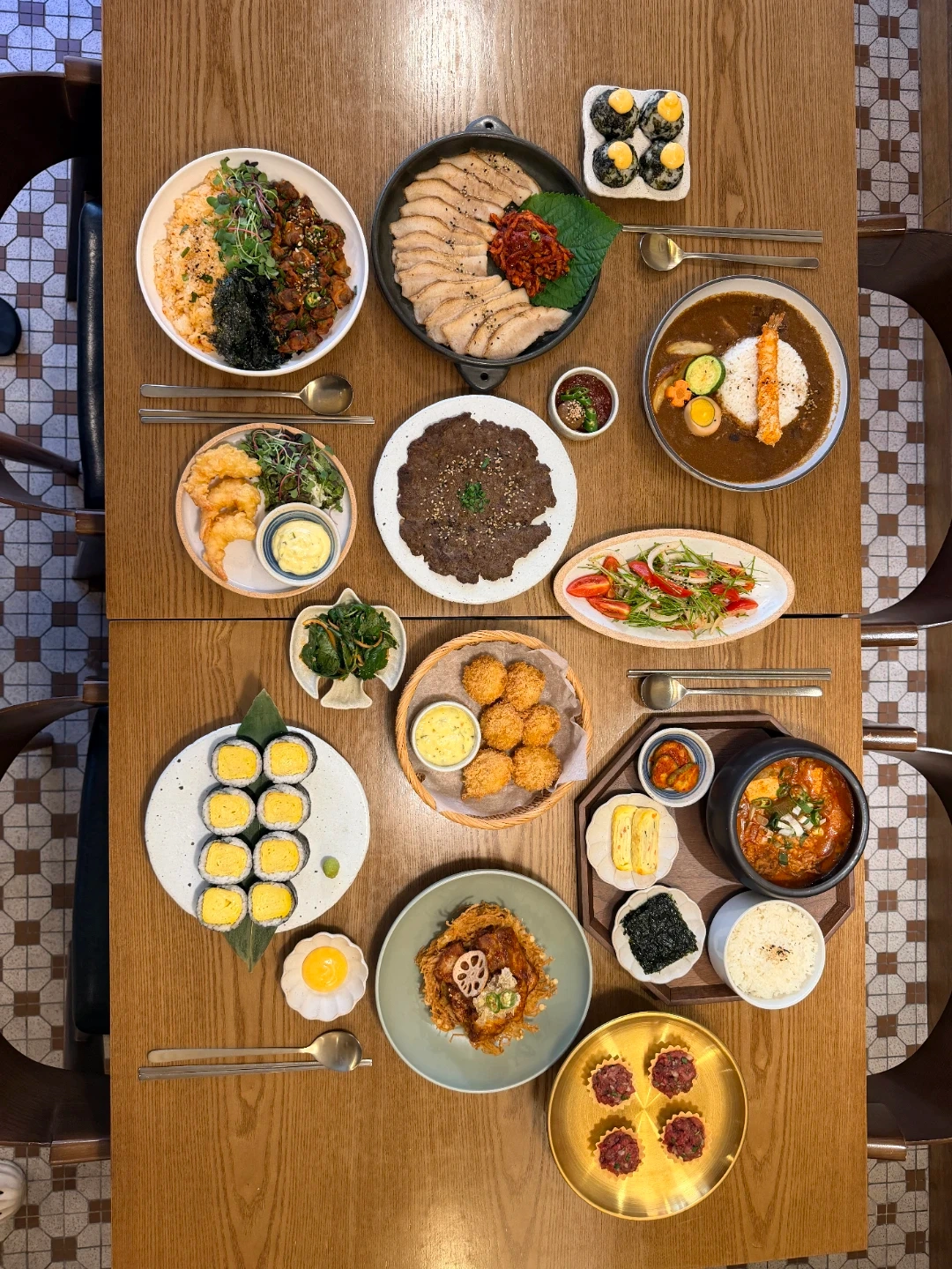 제비곳간 행궁 함께 일할 홀,주방 직원 모집합니다