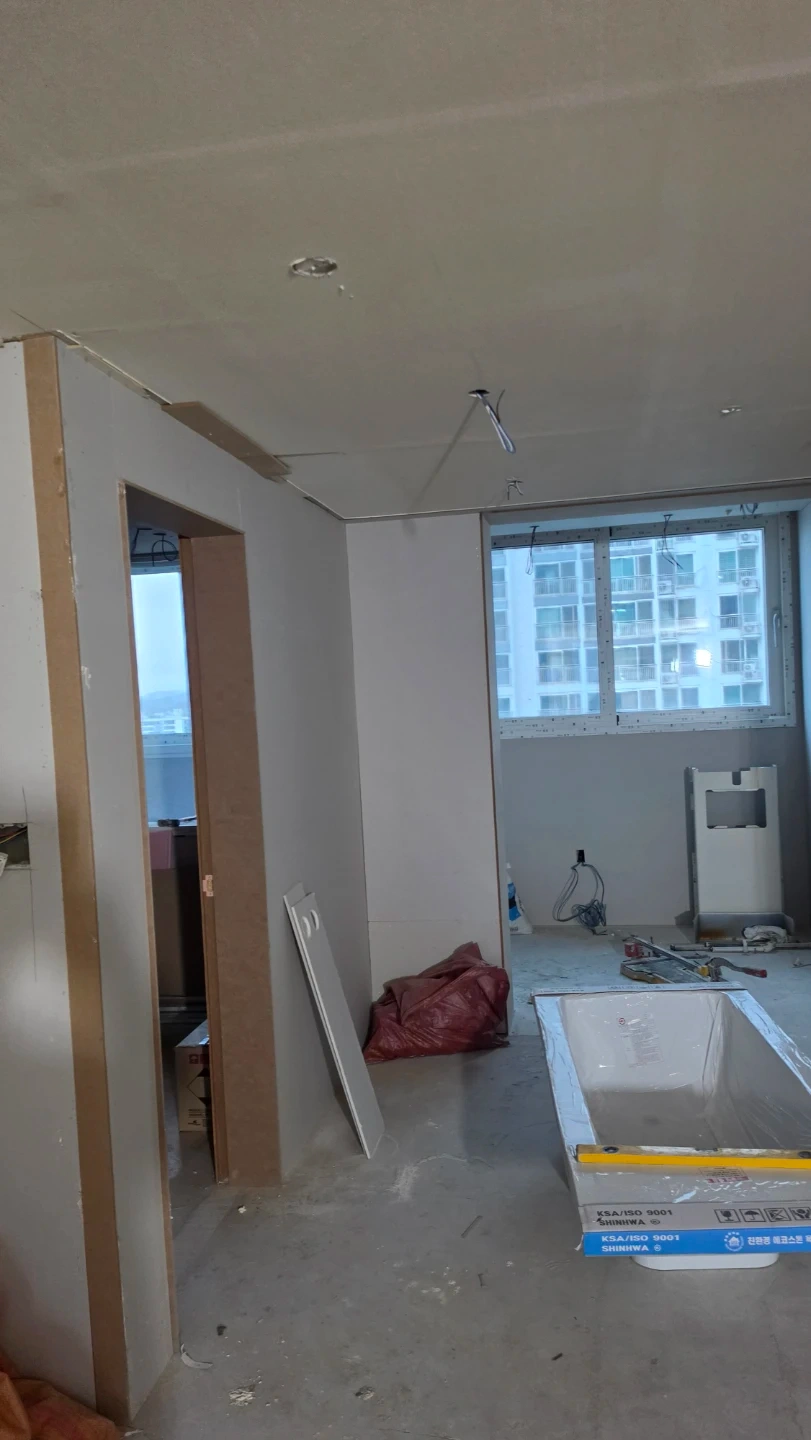 인테리어 끝나서 청소 도와주실분