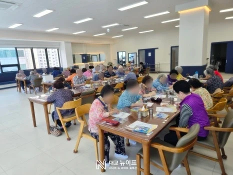 대교 주간보호센터 요양보호사 채용(스타리아 운전가능자)