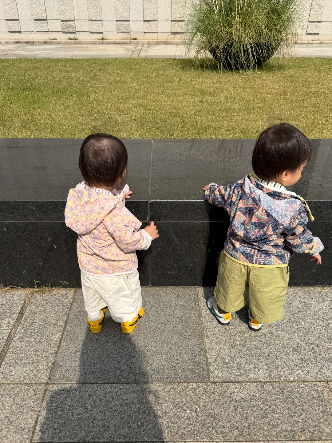 16개월 쌍둥이 시터님 모십니다(혼자돌봄 X)