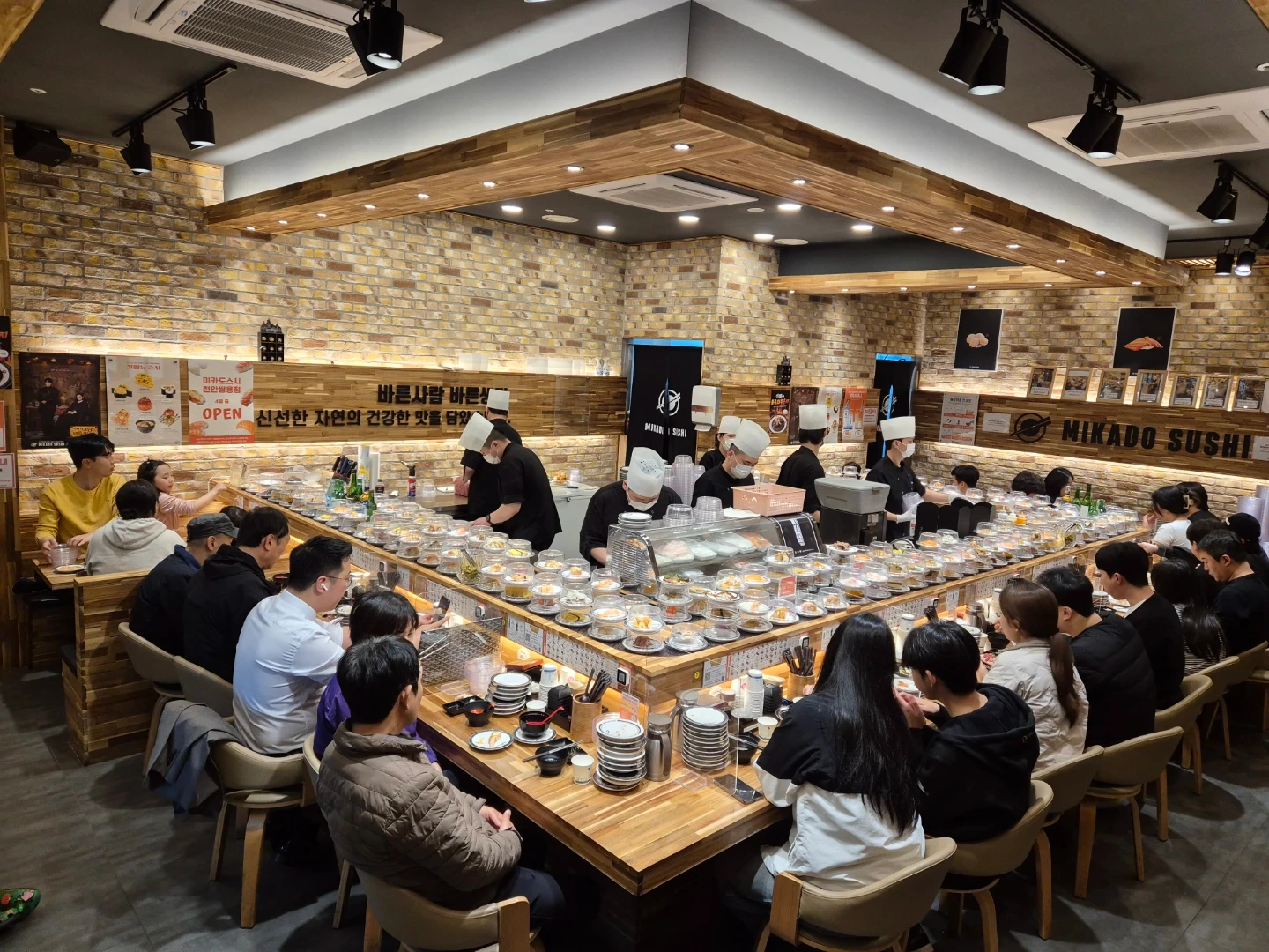 회전초밥 단기 홀서빙