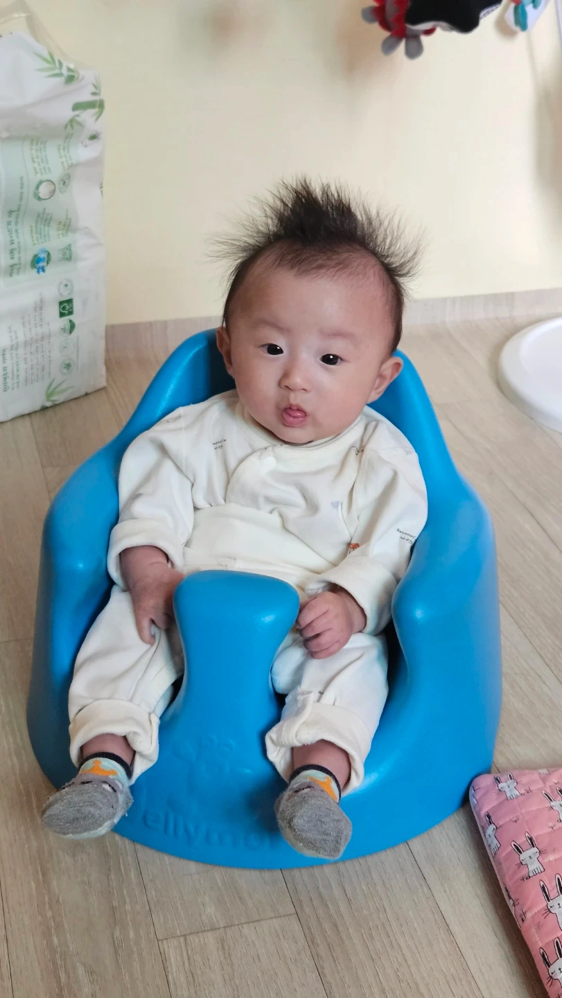 2개월 아기 돌봄급구