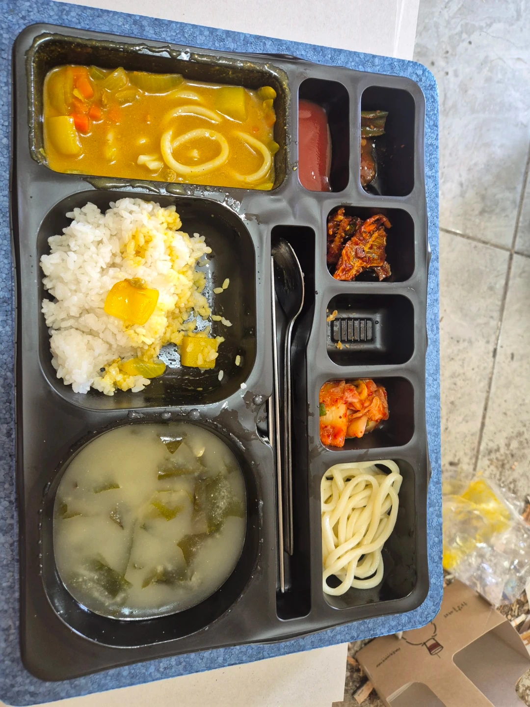 도시락 설거지 해주실분을 모셔요