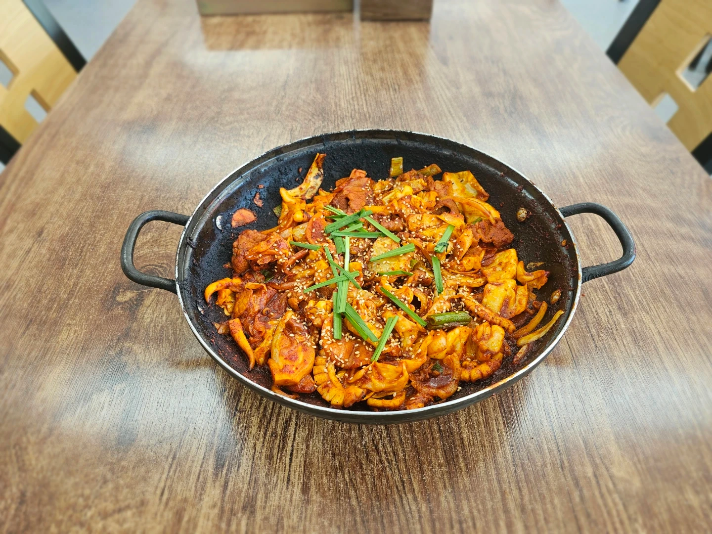 저녁에 일할분 구해요(주방,홀 각각1명)