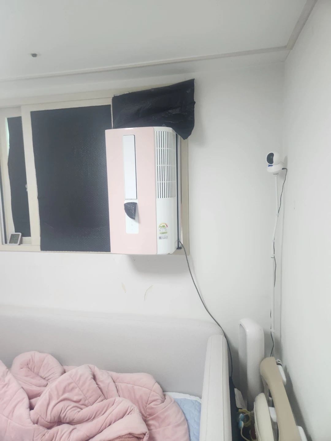 창문형 에어컨 분해해주실분구해요
