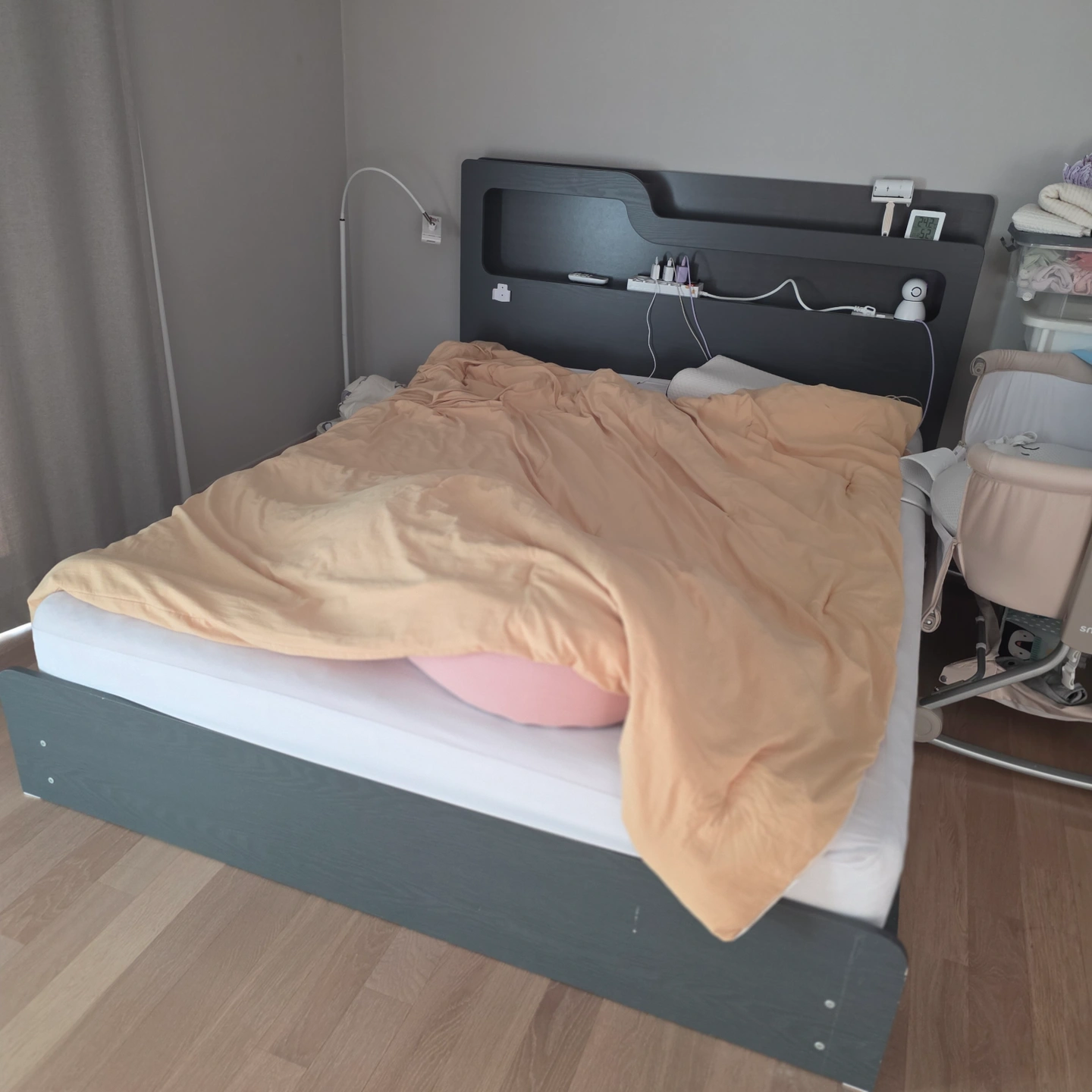 내일 오전에 침대 해체도와주실분