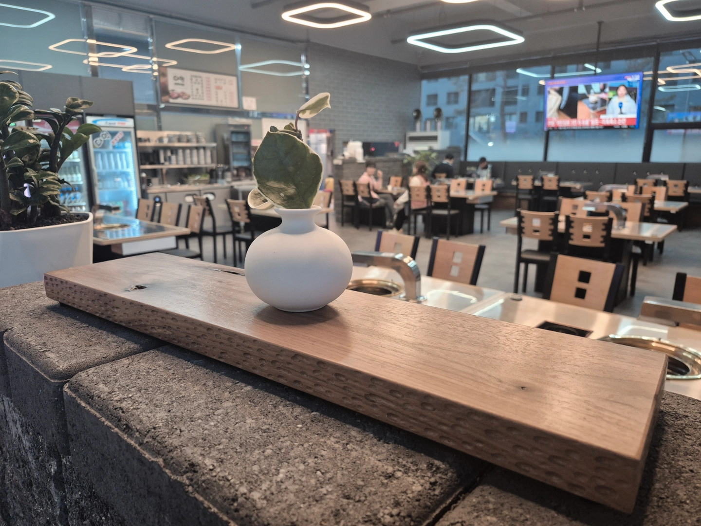 홀서빙 구합니다