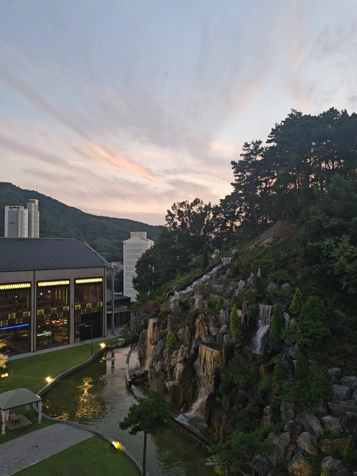 주방보조 및 홀서빙 구해요 공고 썸네일
